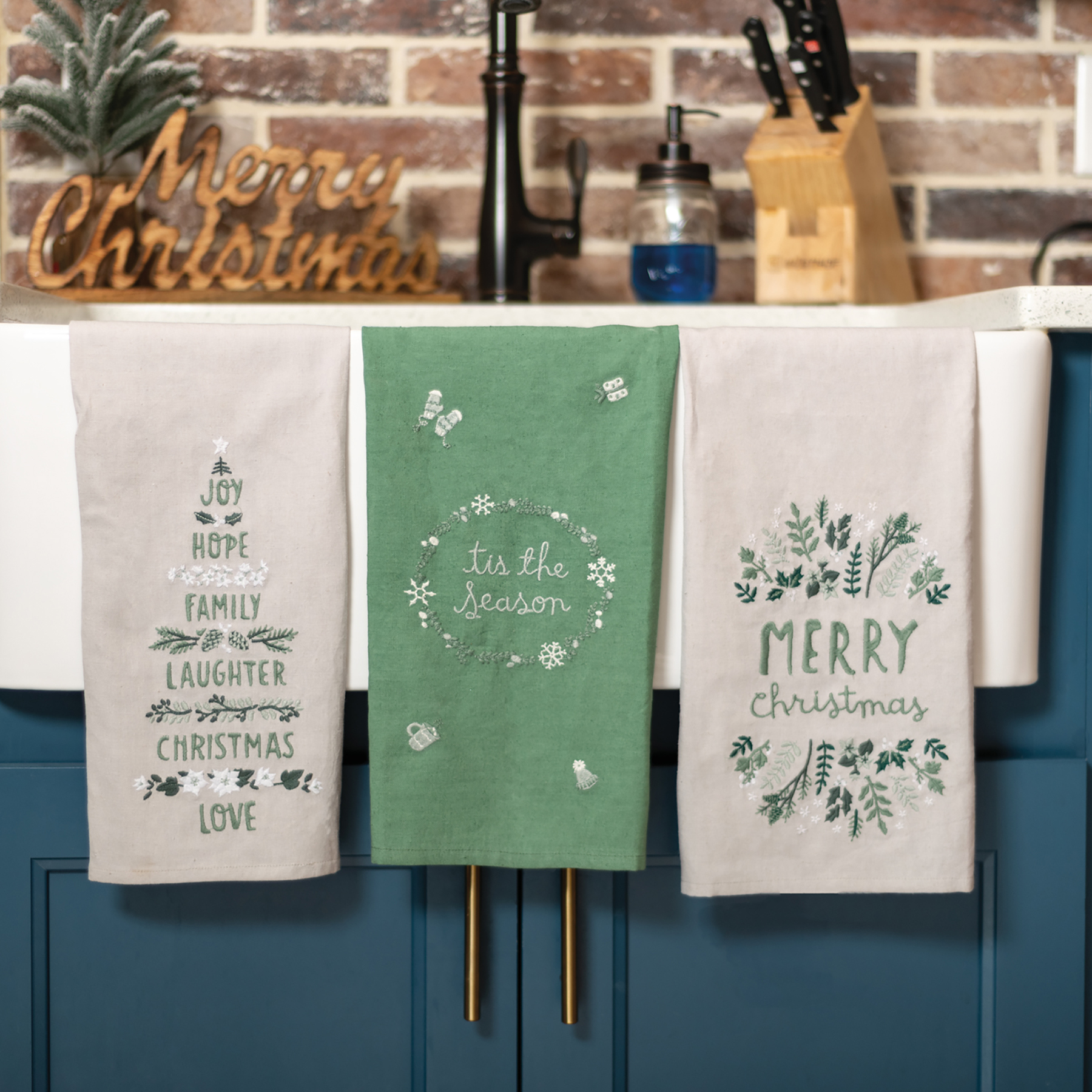 Primitives by Kathy Family Laughter Christmas Kitchen Towel